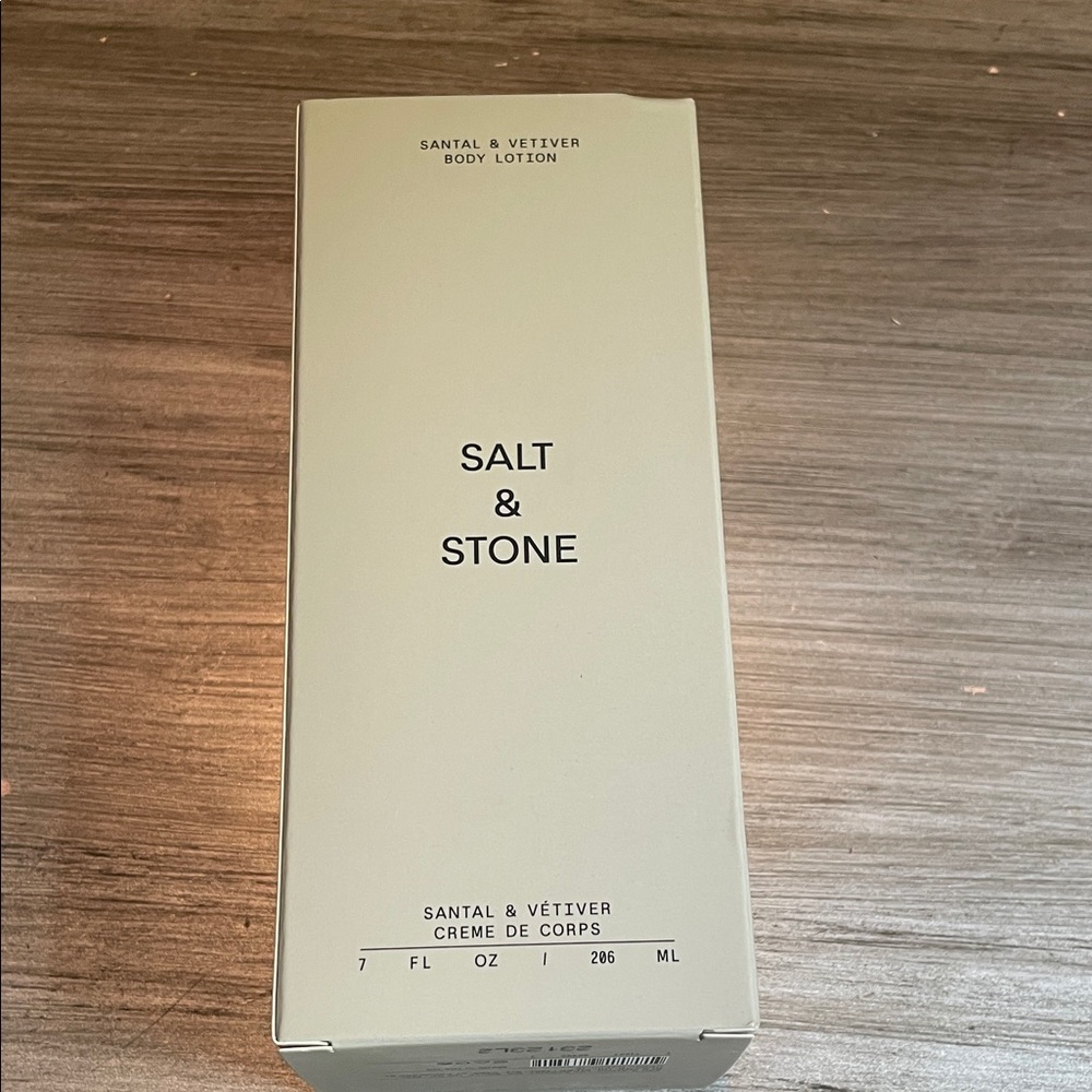 Salt & Stone Santal & Vetiver Body Lotion - Cream